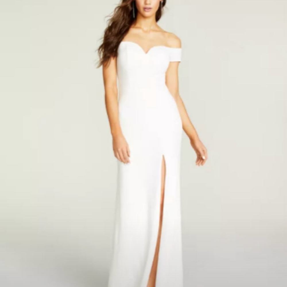 Off shoulder sweetheart wedding dress slit white